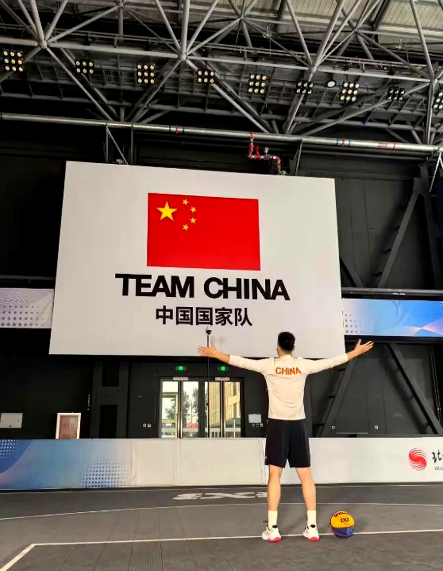 球员表现出色，助中国队获得胜利的简单介绍