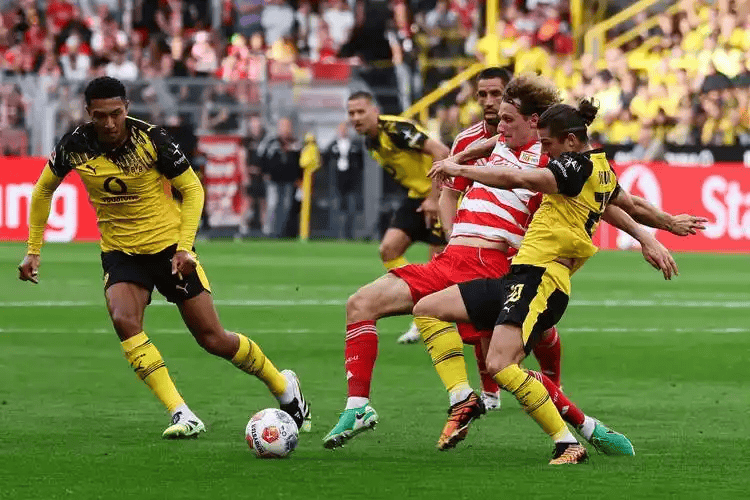 关于美因茨主场逼平强敌，展现抗压能力的信息