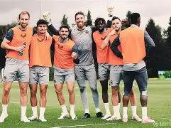 韦斯咸主场艰难战胜埃弗顿，保留保级希望