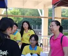 球员心态坚定，奋力拼搏争取胜利