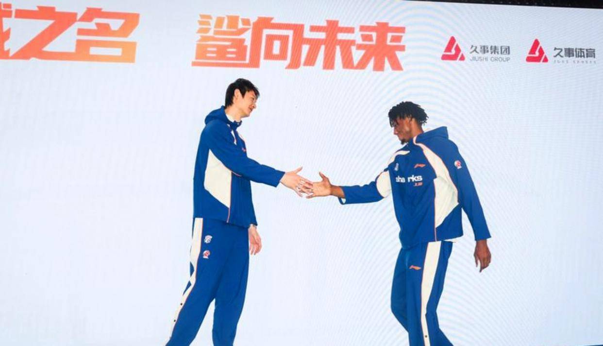 外援球员关键进球帮助球队逆转胜利的简单介绍 外援球员关键进球帮助球队逆转胜利的简单介绍